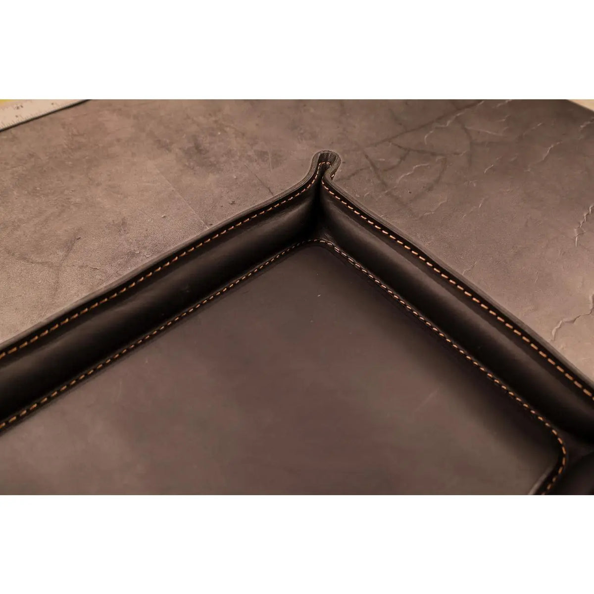 Luxury Leather Valet Tray - Black Minerva