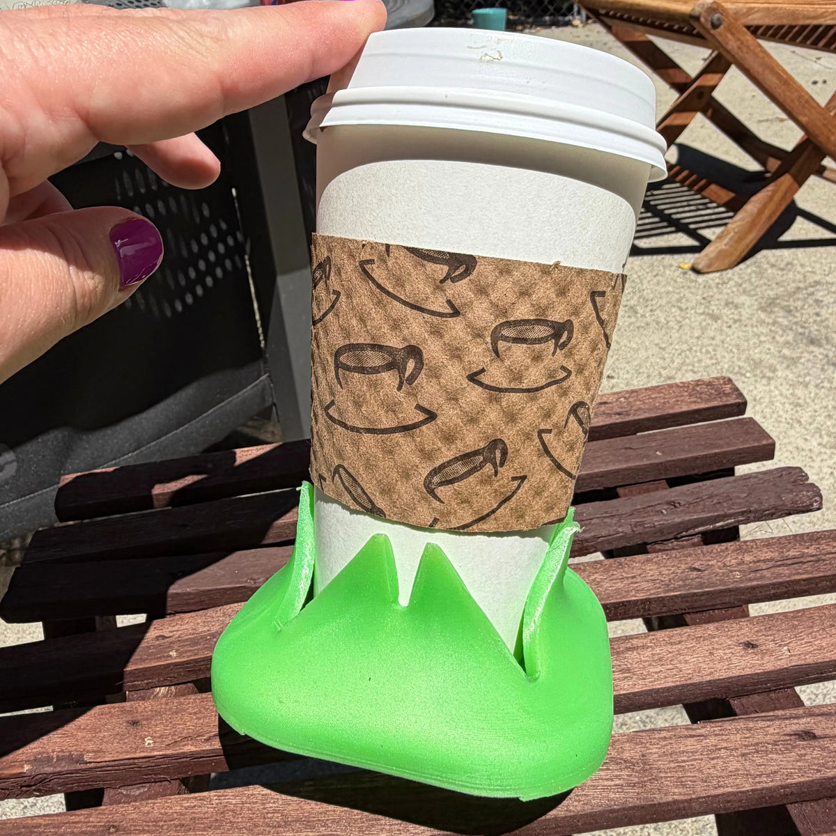 Closer Coaster: The Coaster That Follows Your Drink – Non-Slip, Reversible Silicone Coaster