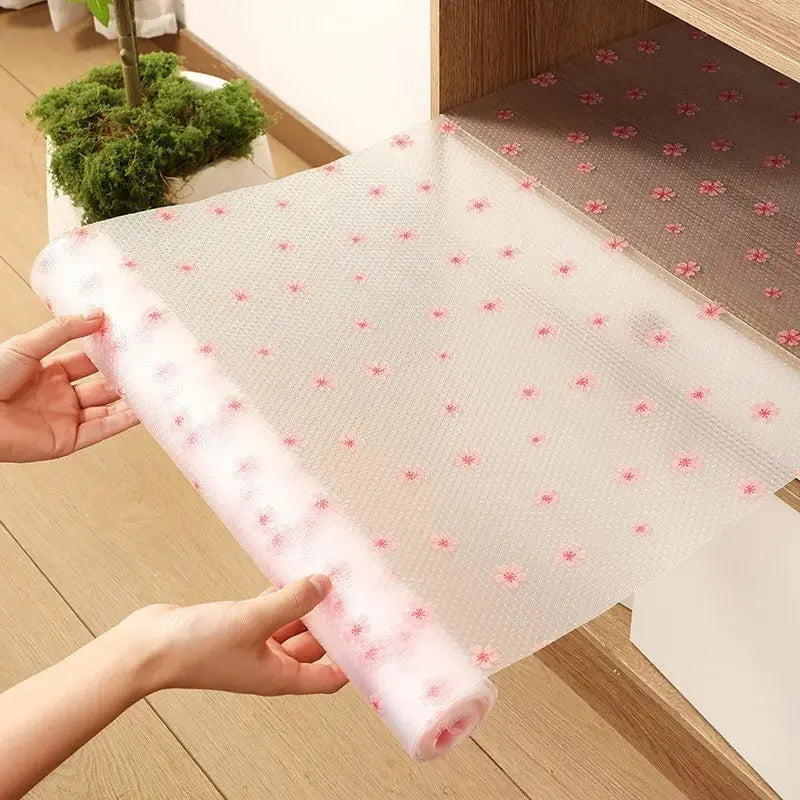Eva Plastic Kitchen Cabinet Liner Roll, Non-Stick Waterproof Oil-Proof, Sakura Pattern Design, Easy Clean Durable Storage Pad (45 x 150cm)