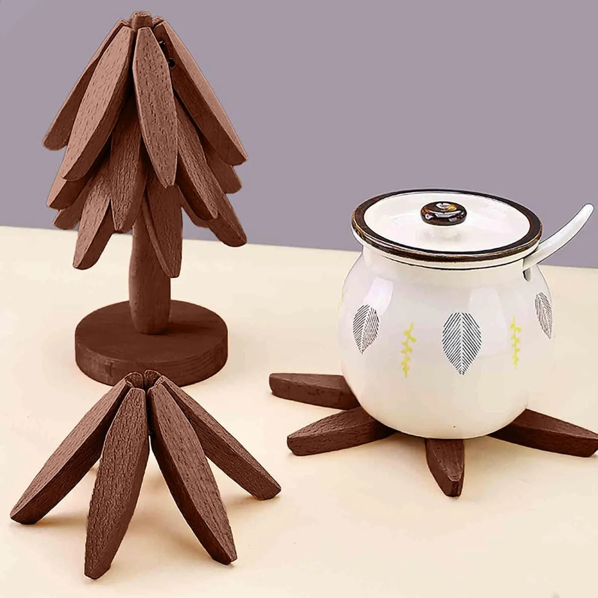 Natural Tree-Shaped Wooden Decorative Trivets Set - 4 Trivets & 1 Stand Keeps Tidy, 450°F Heat Guard Kitchenware, 7.8in High Density Solid Wood Multi-Use Mat for Pots, Pans, Cups, Foldable Textured French Country Birthday Gift Coasters